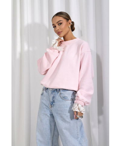 Bluza z ozdobnym rękawem